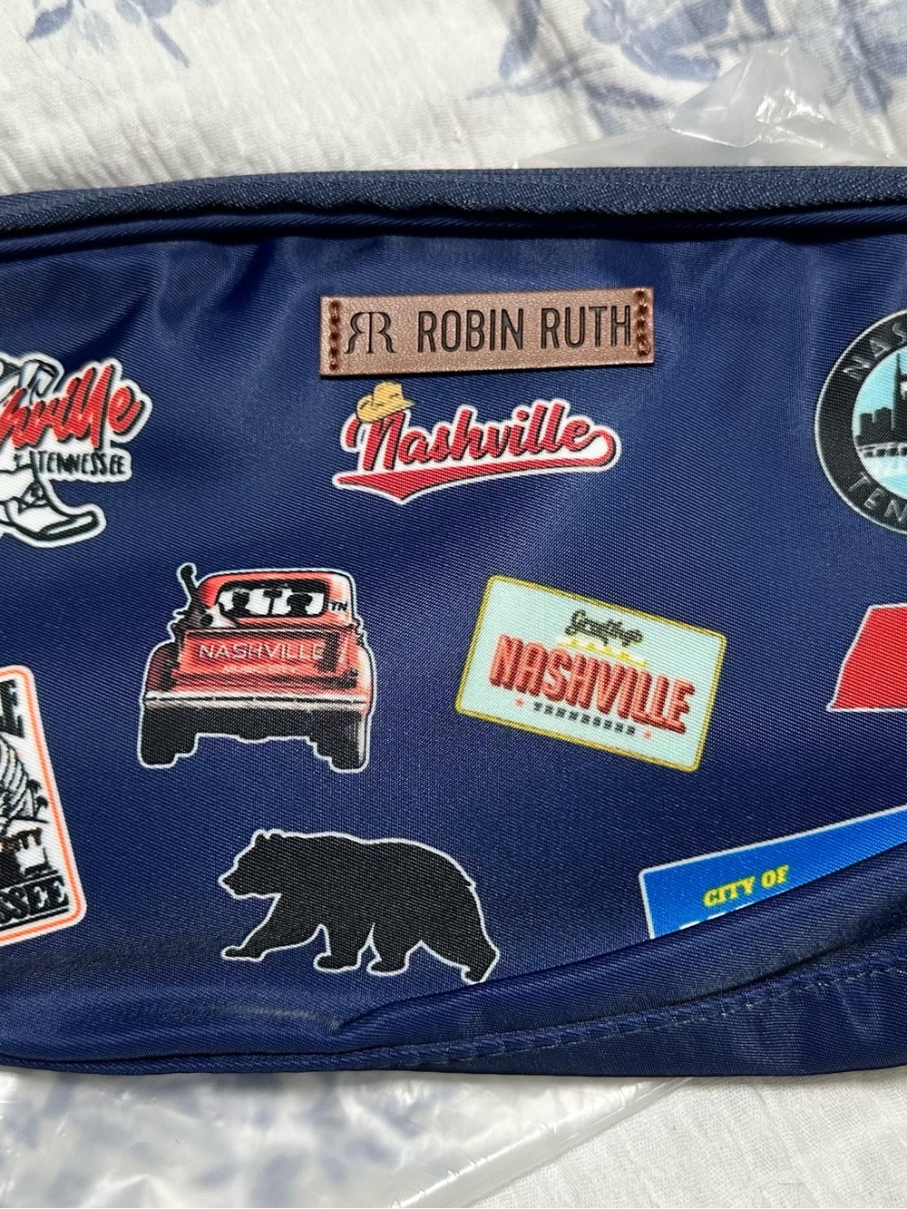 Robin Ruth Nashville Patch Bag with Colorful Nashville Decalso